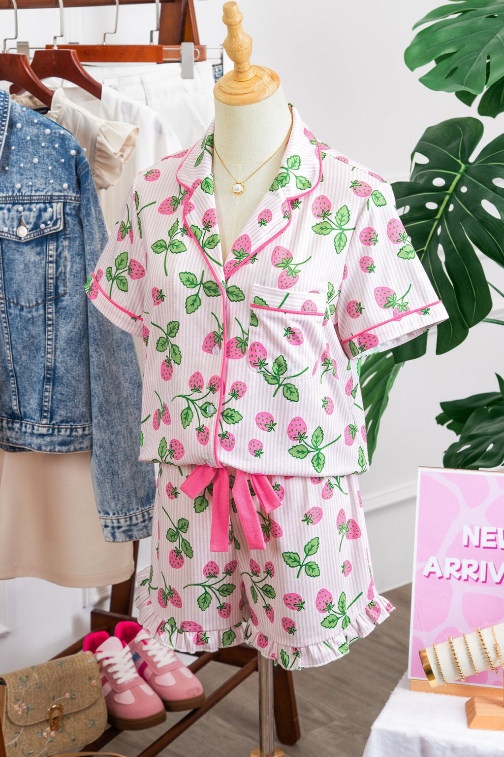 Pink Striped Strawberry Print Lapel Shirt Drawstring Shorts 2pcs Pajama Set